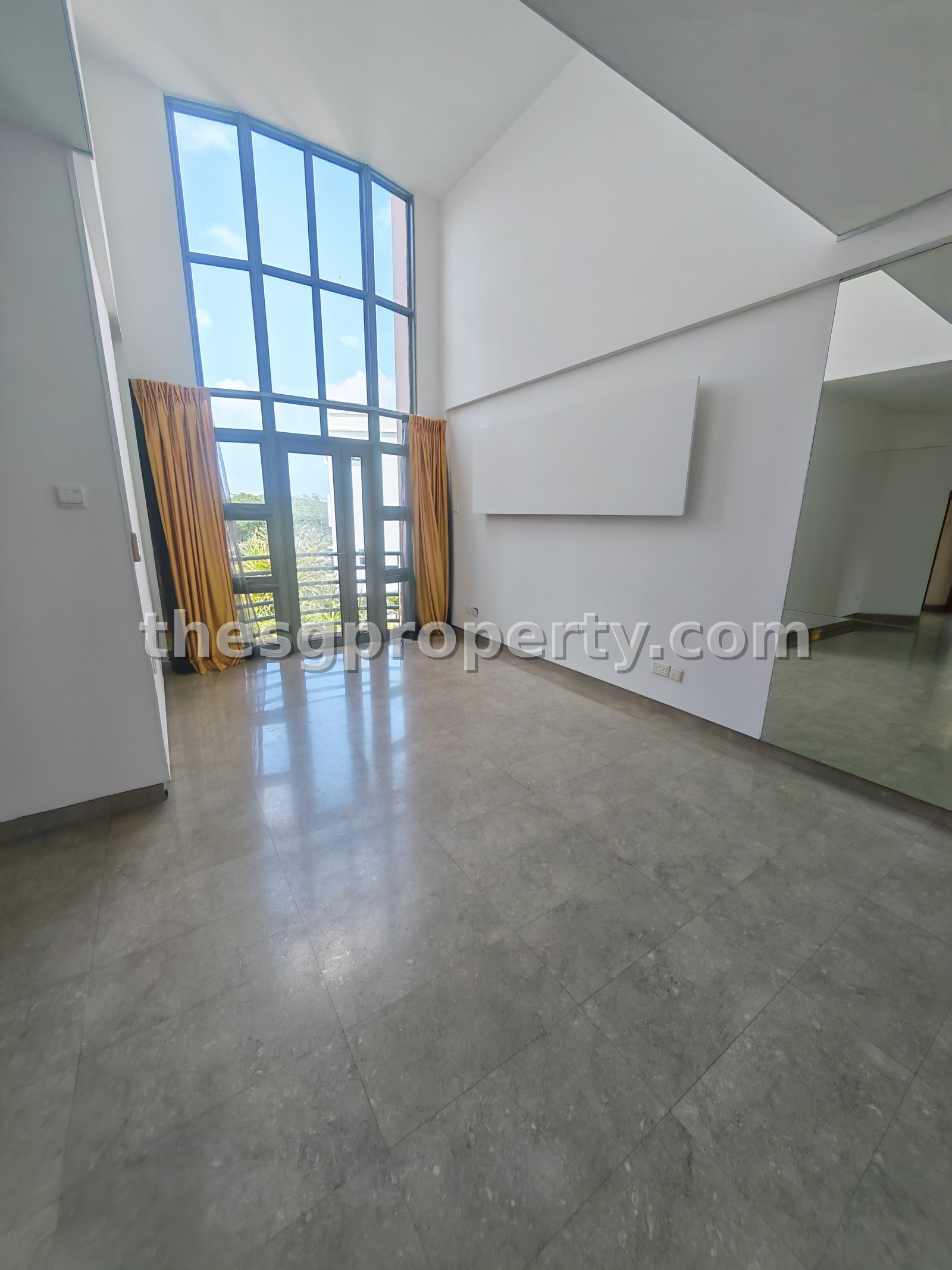 Adam Park Condo — Spacious High-Ceiling Unit